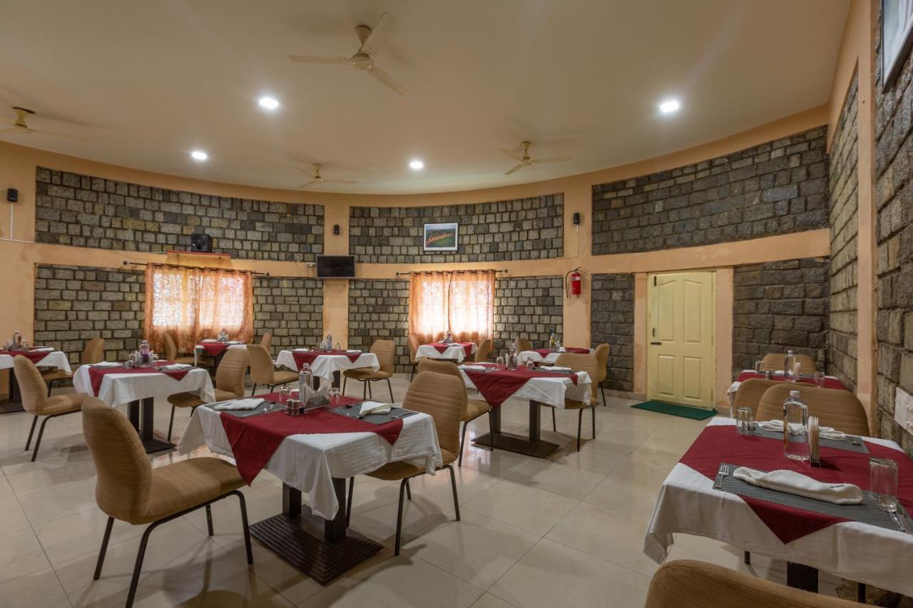 Kstdc Mayura Durg Chitradurga Buitenkant foto